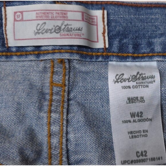 Levi Strauss Signature Mens 42x11 Medium Wash Five Pocket Bermuda denim Shorts - Picture 9 of 9